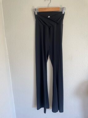 Black Flare Yoga Pants with Crossover Waistband Sunzel Small